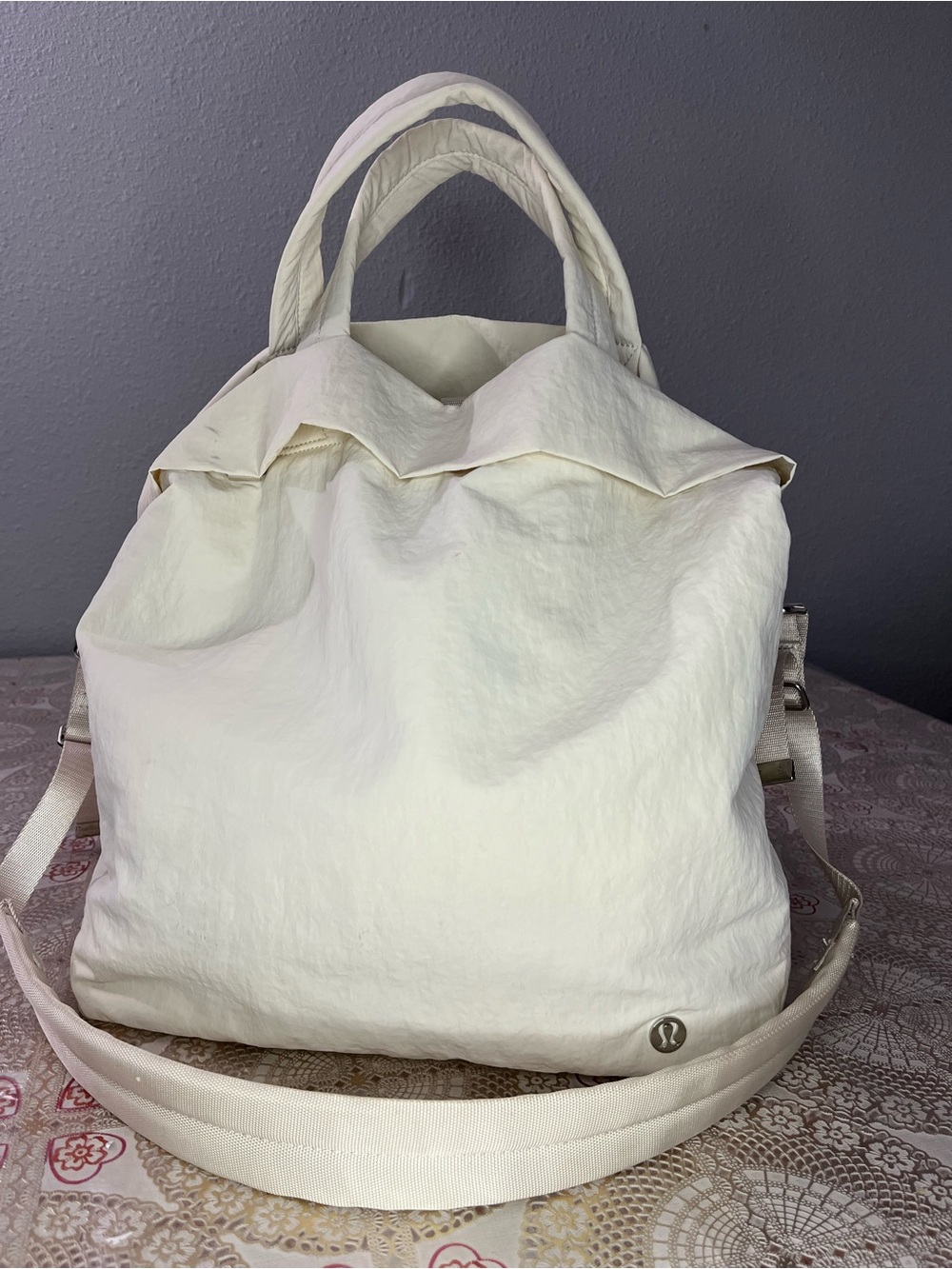 Lululemon On My Level Tote Bag | Cream | Super Cute